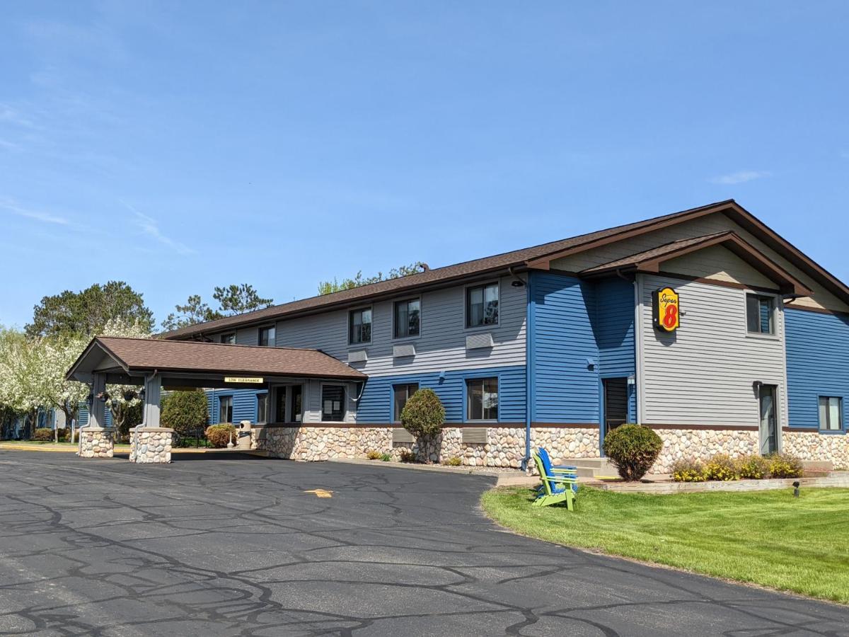 Hotel Super 8 by Wyndham Baxter/Brainerd Area Exterior foto